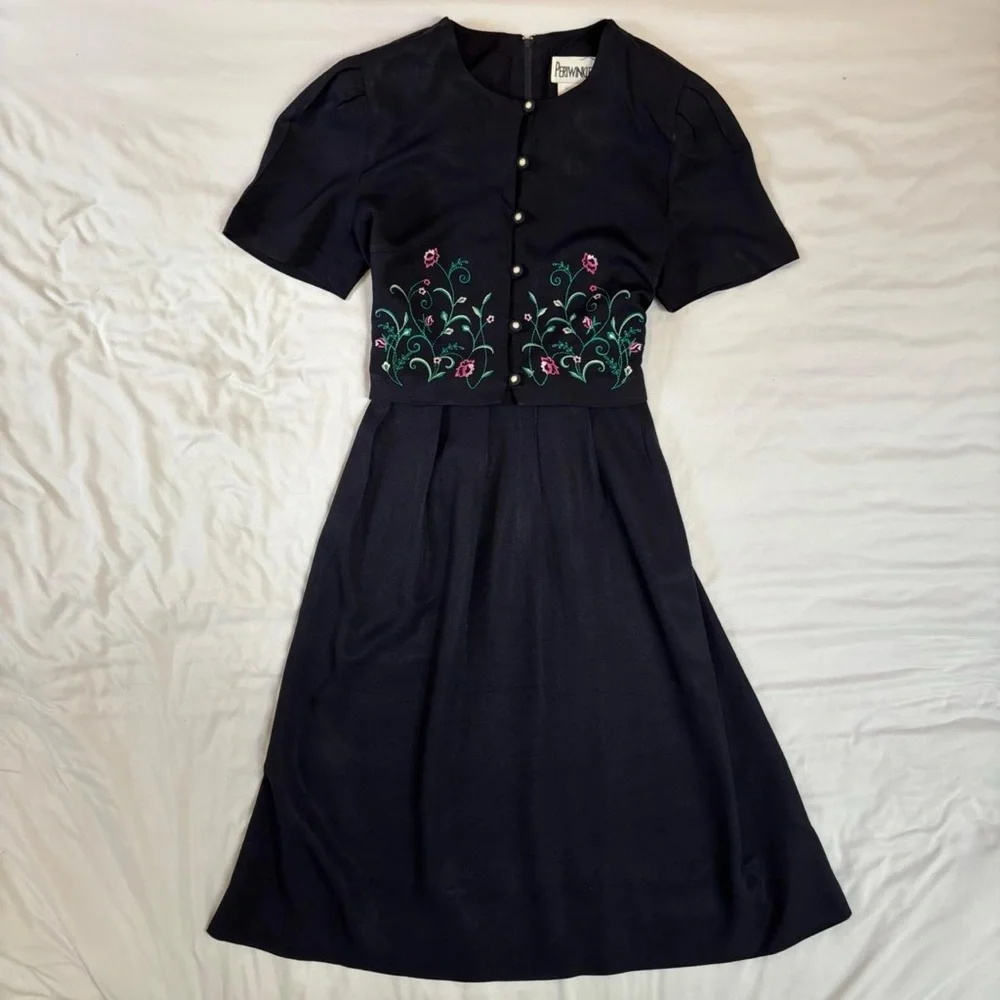 Navy Floral Embroidery Midi Dress w/‎ Button Down Bodice VTG 80s/90s S/M